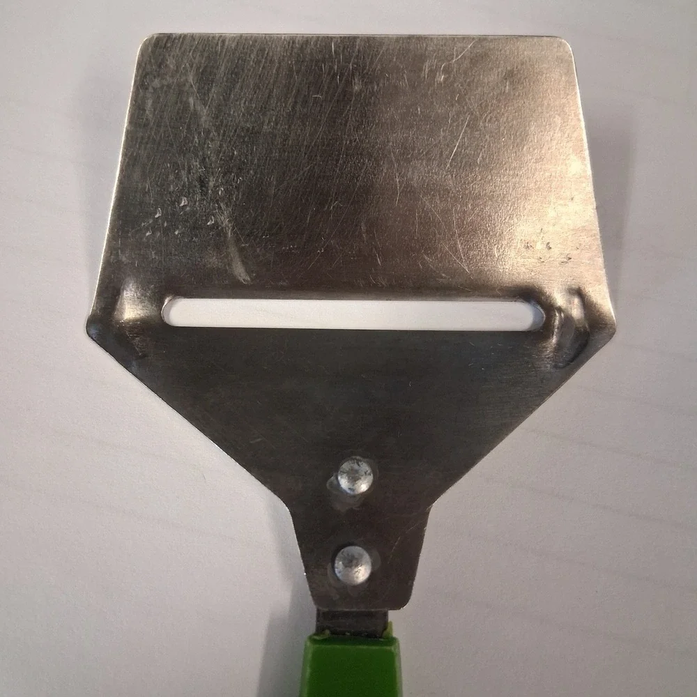 Vintage Travco Flower Power Daisy Green Cheese‎ Slicer GUC